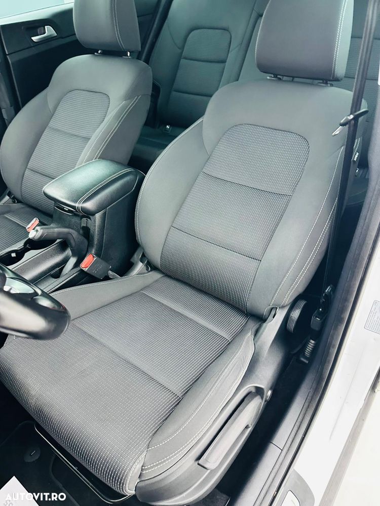Kia Sportage 1.7 CRDI 2WD ISG Dream-Team Edition - 21