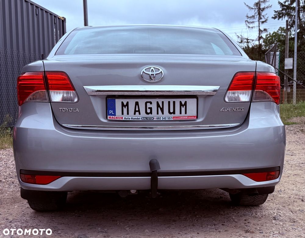 Toyota Avensis 2.0 D-4D Executive - 33