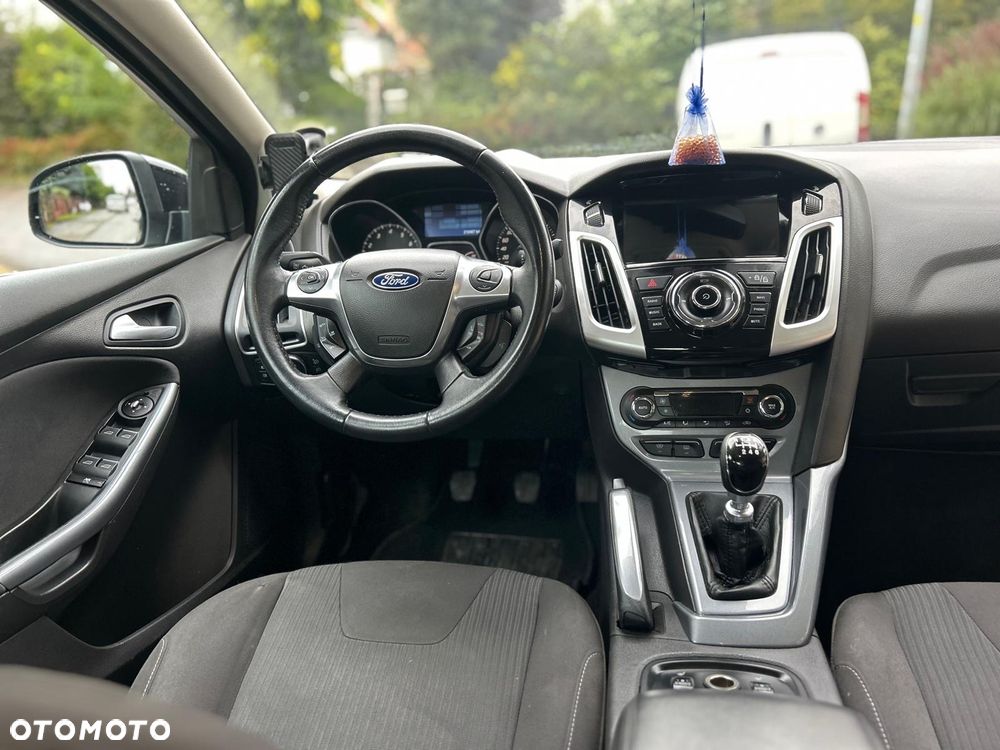 Ford Focus 1.6 EcoBoost Titanium - 5