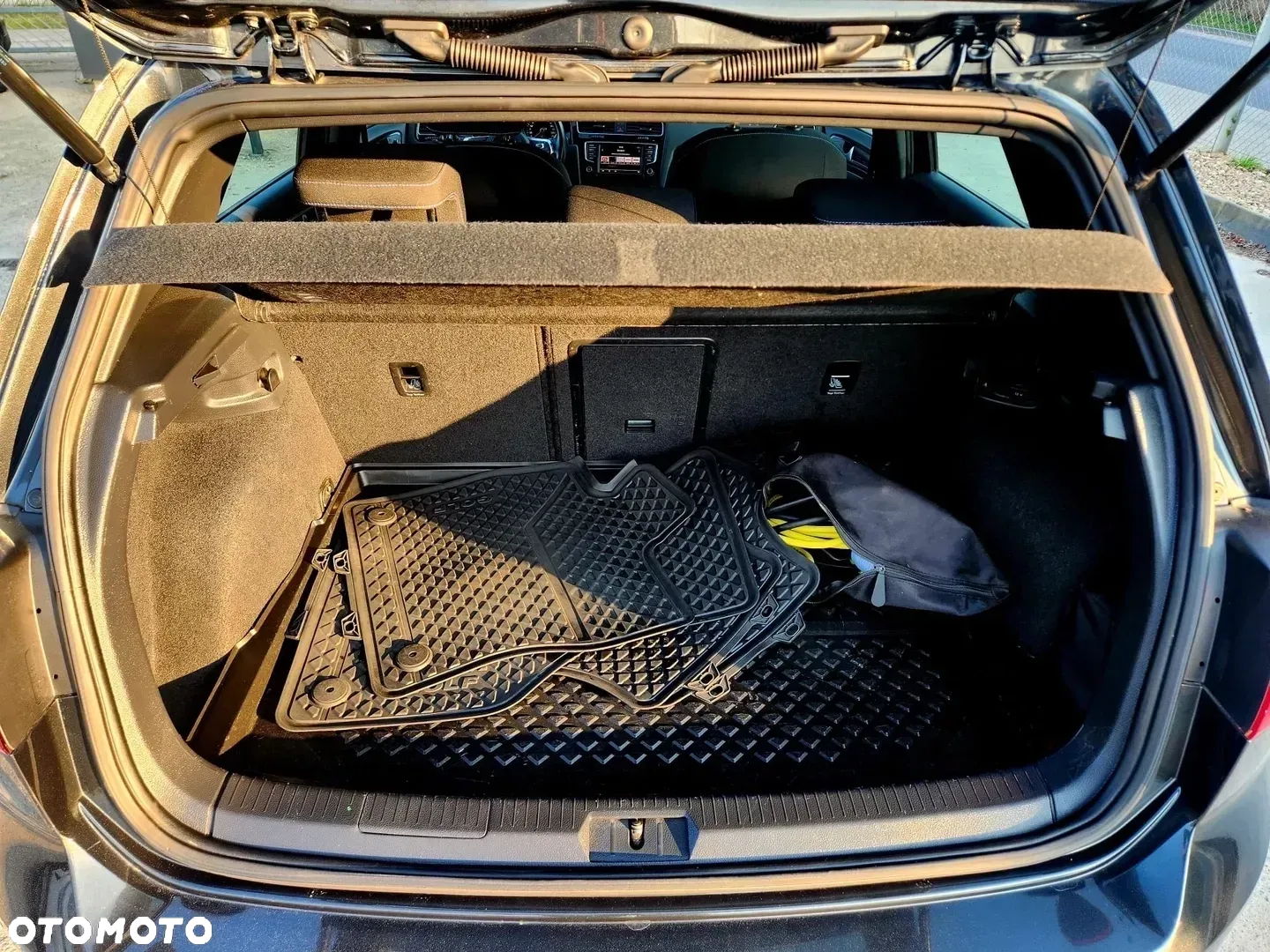 Volkswagen Golf 1.5 eHybrid OPF DSG Style - 16