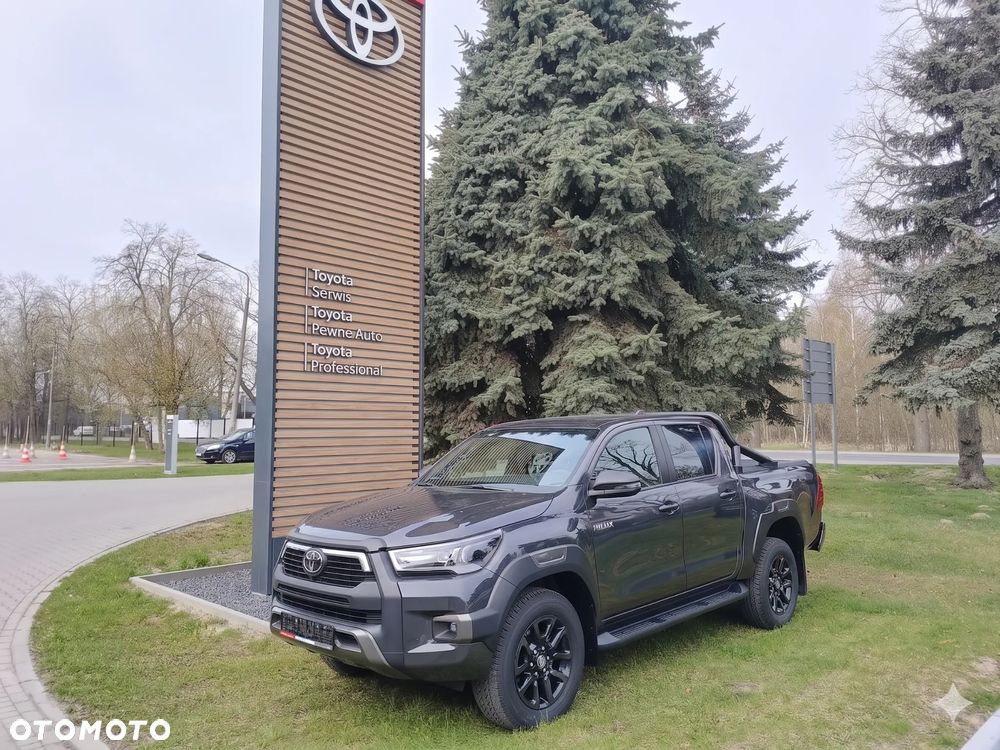 Toyota Hilux 2.8 D-4D mHEV Double Cab Invincible 4x4 - 1
