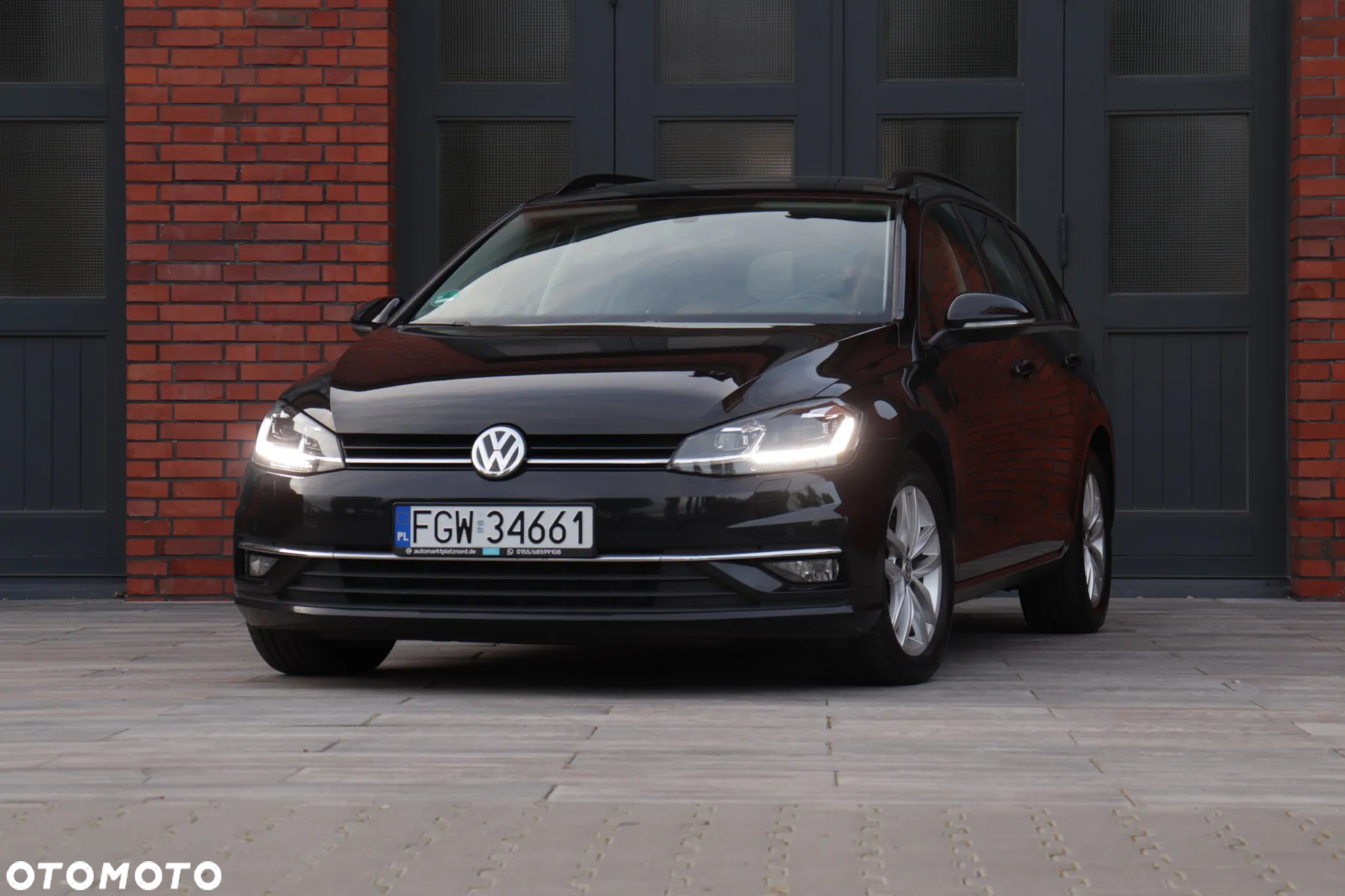 Volkswagen Golf 2.0 BlueTDI DSG Highline - 2