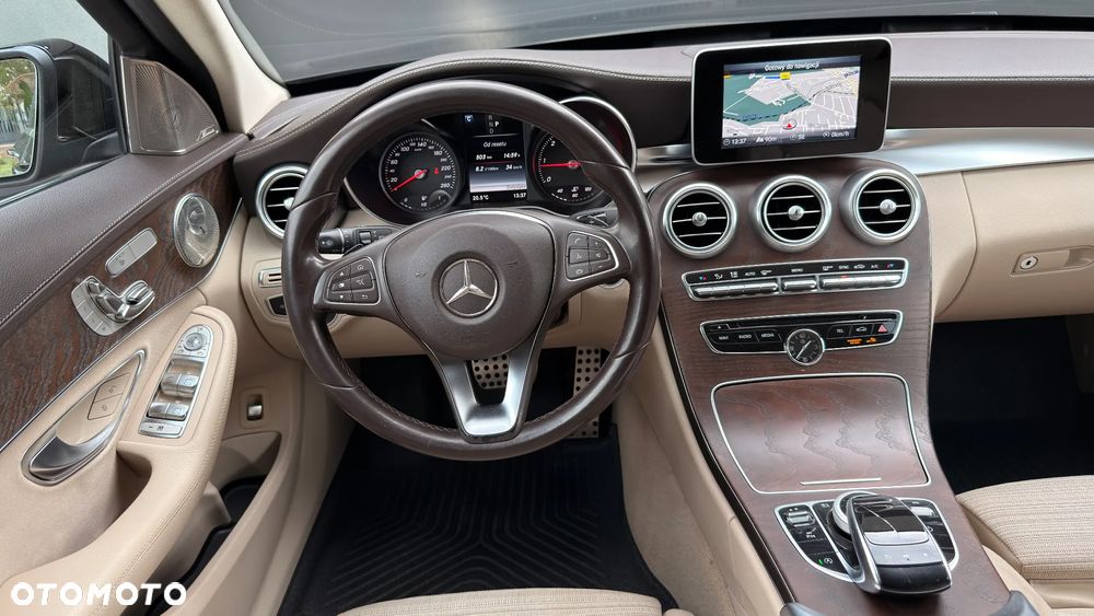 Mercedes-Benz Klasa C 220 d 9G-TRONIC Avantgarde - 16