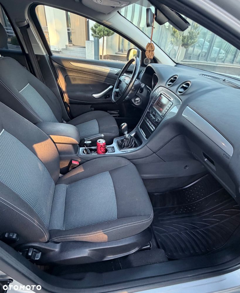 Ford Mondeo 1.6 TDCi Titanium - 10