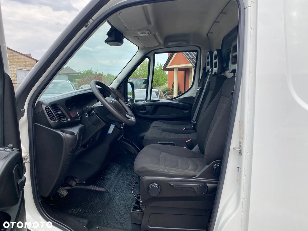 Iveco DAILY - 8