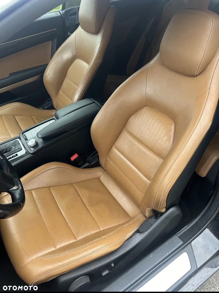 Mercedes-Benz Klasa E - 8