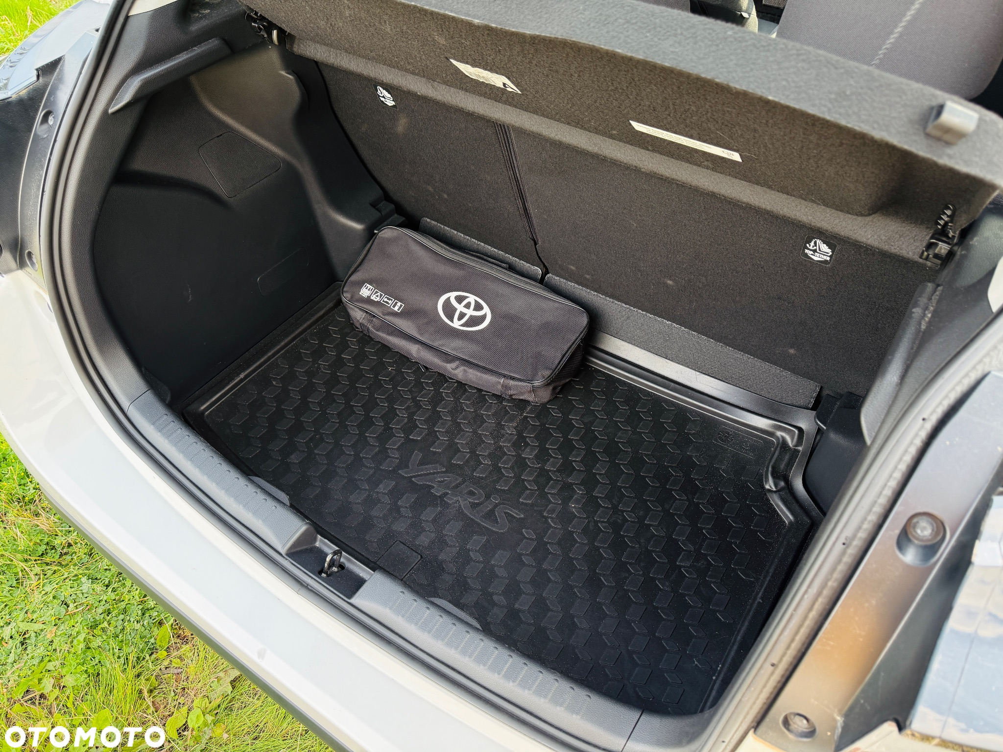 Toyota Yaris Hybrid 1.5 Active - 17