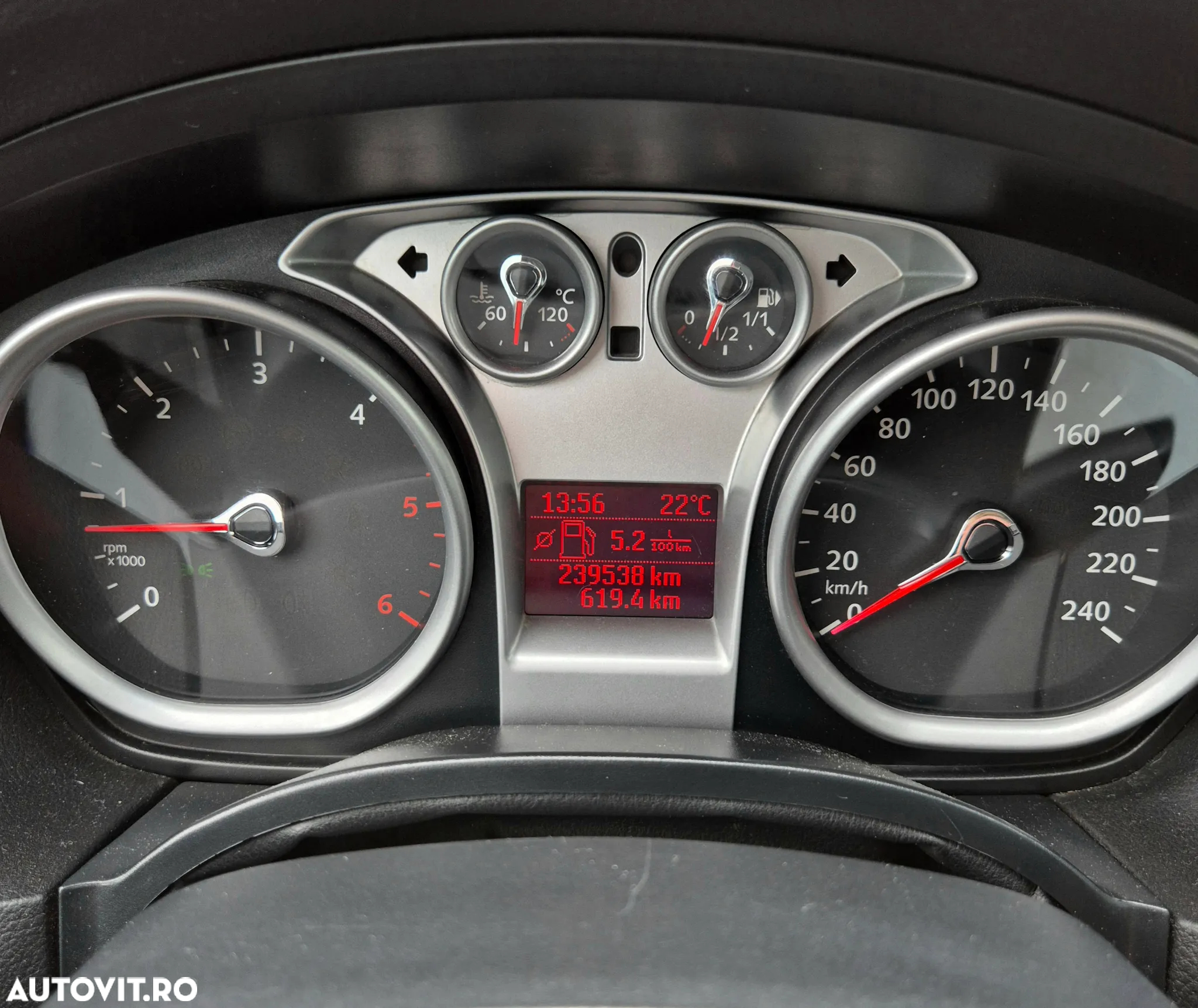 Ford Focus 1.6 TDCI DPF Trend - 10
