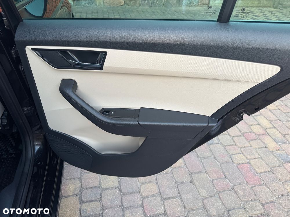 Skoda Fabia 1.2 TSI Ambition - 17