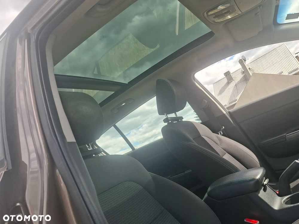 Kia Sportage 1.7 CRDI 2WD Dream-Team Edition - 5