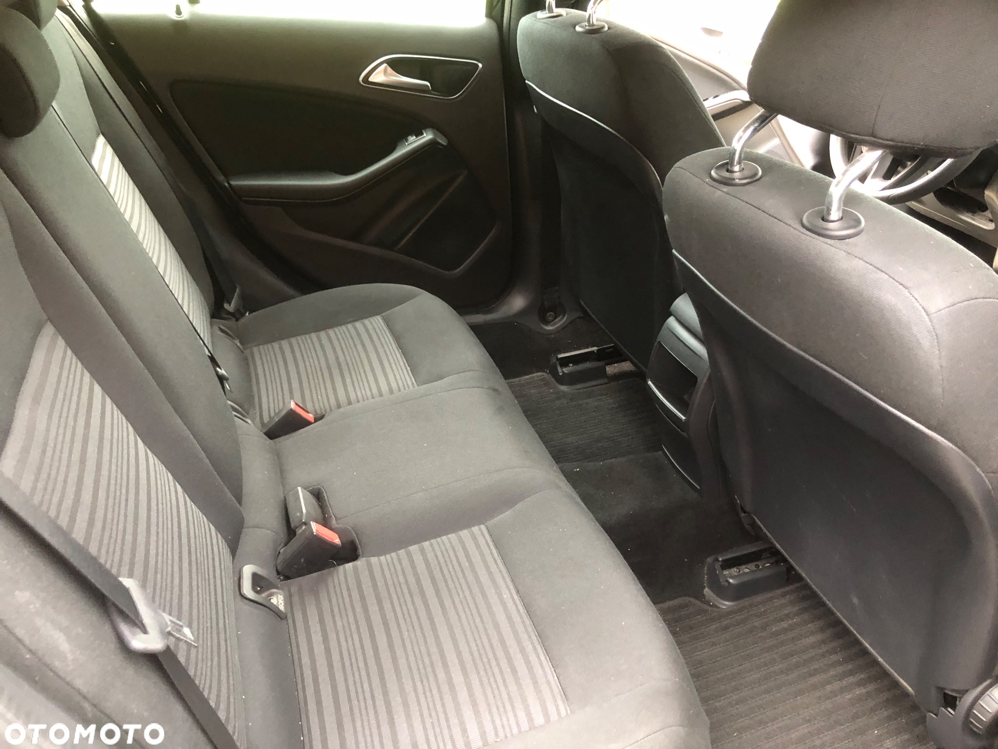 Mercedes-Benz Klasa A 180 CDI (BlueEFFICIENCY) - 3