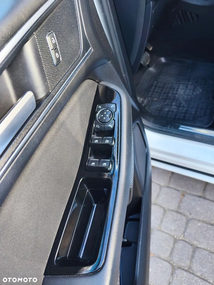 Ford S-Max 2.0 EcoBlue Trend - 17