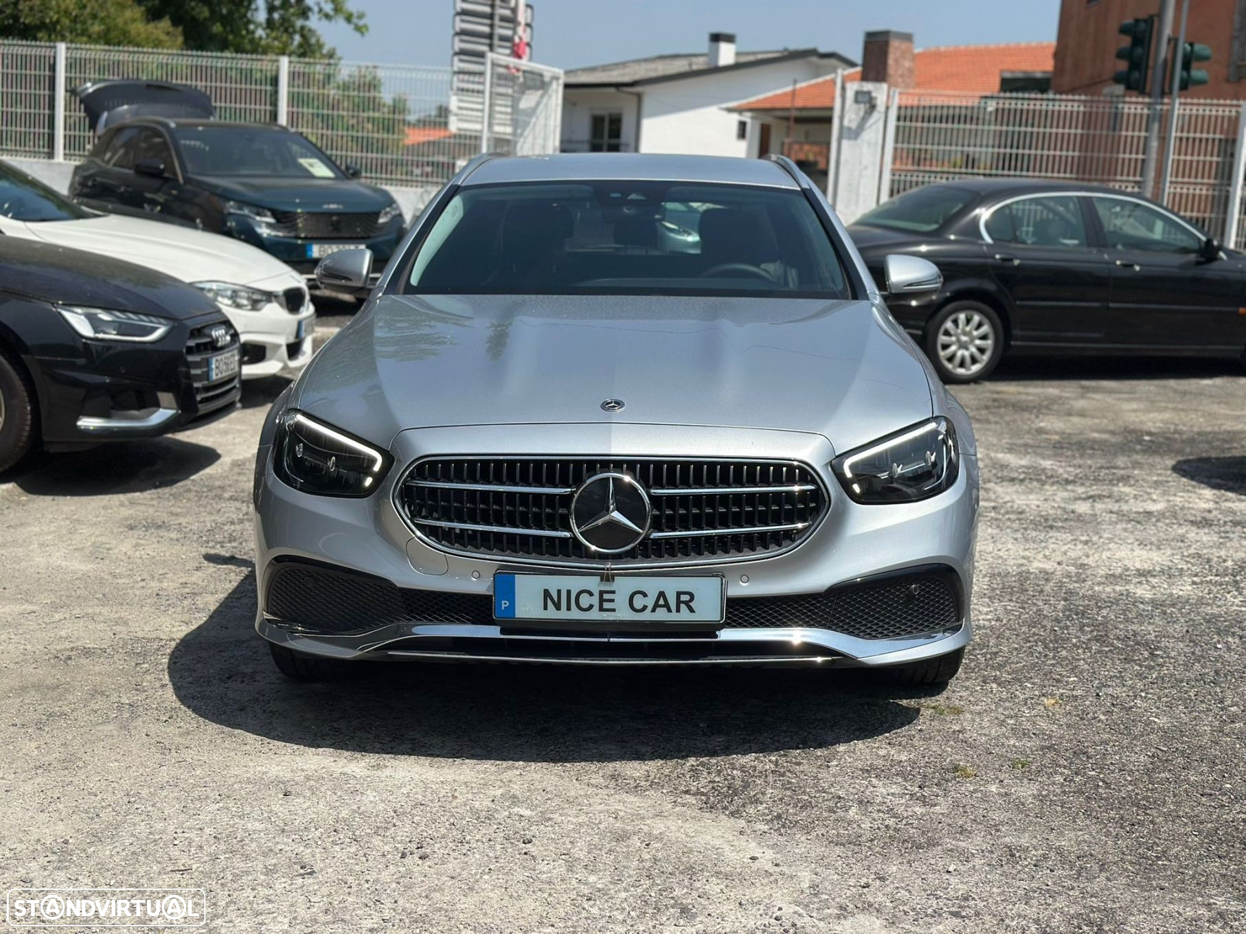 Mercedes-Benz E 220 d Avantgarde - 2