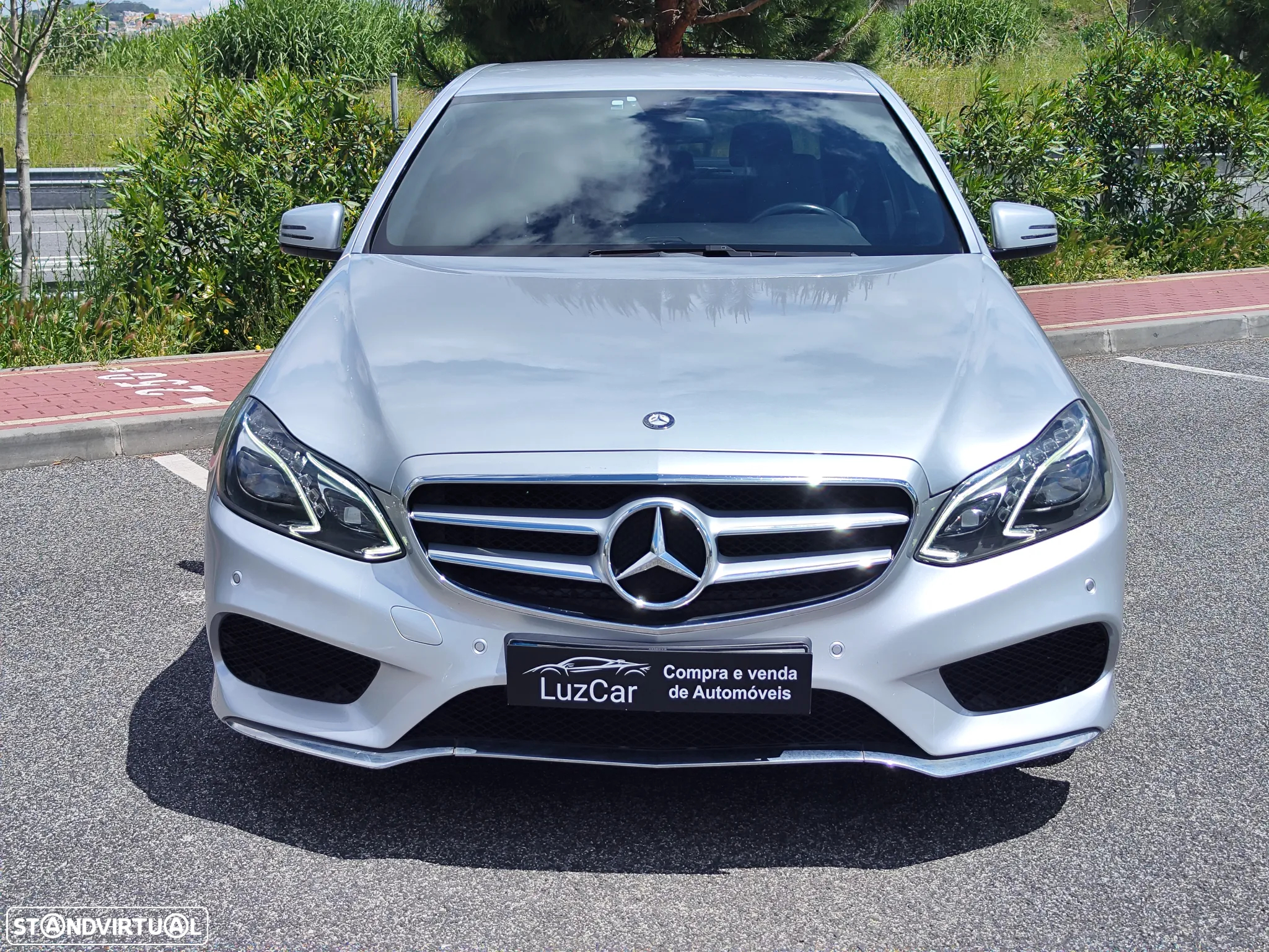 Mercedes-Benz E 300 Bluetec Hybrid Avantgarde - 3