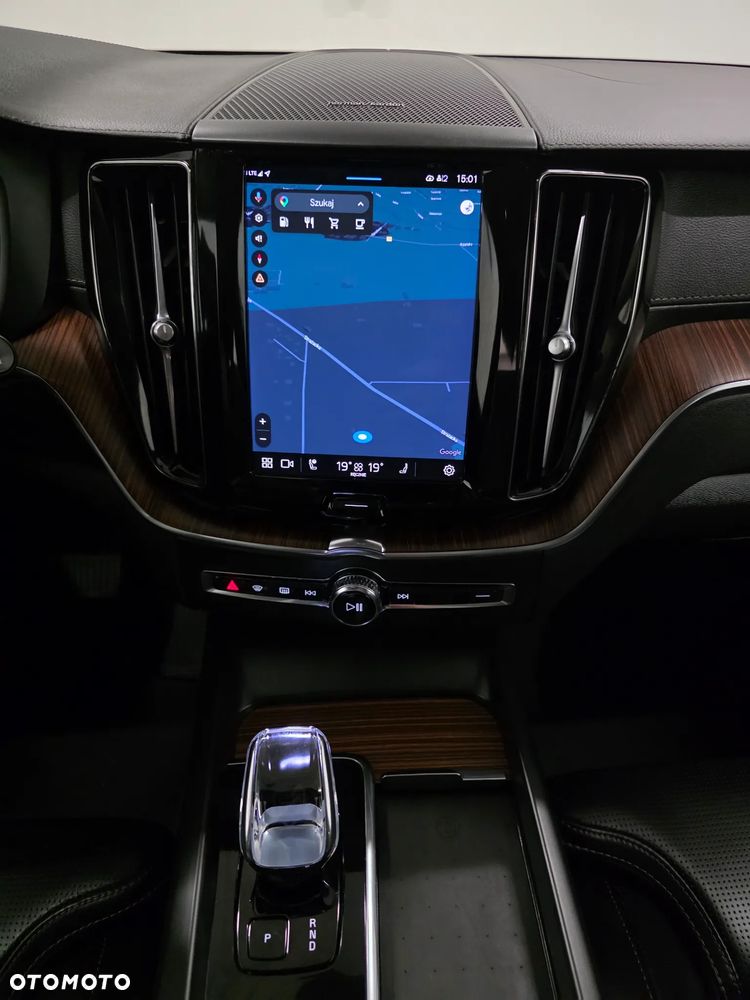 Volvo XC 60 B5 D AWD Geartronic Inscription - 11