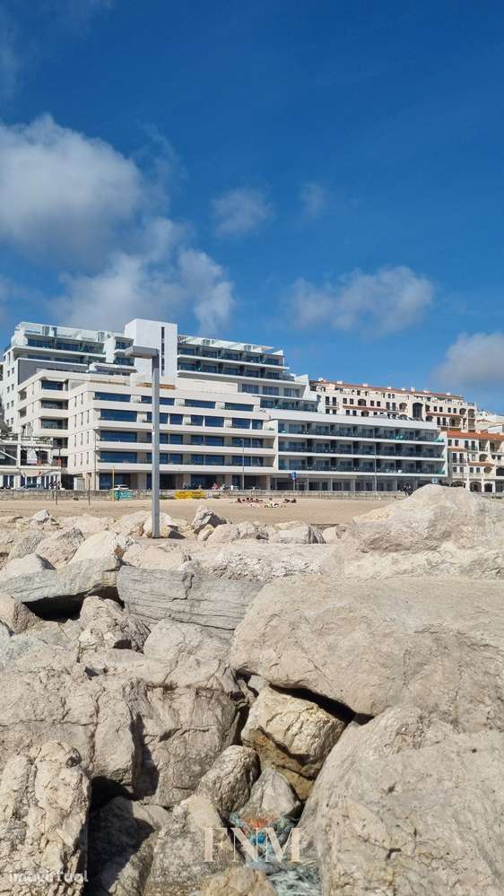 APARTAMENTO T1 PRIMEIRA LINHA DE MAR COM PISCINA NO ROOFTOP - Grande imagem: 2/18