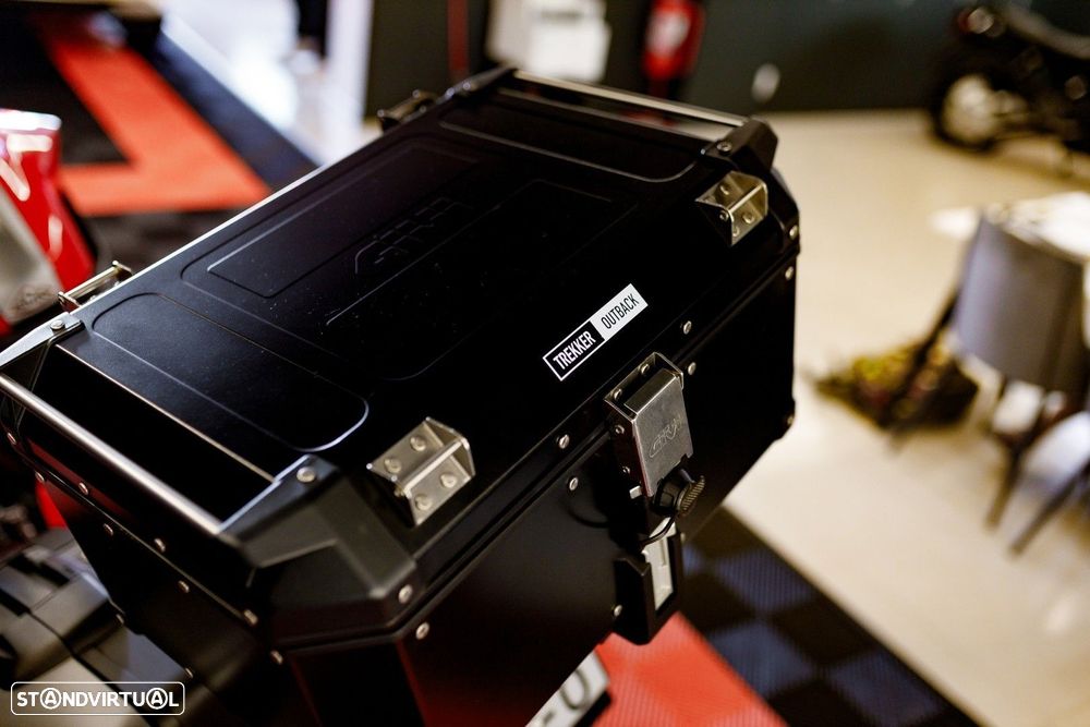 BMW F 900 XR 4R90 - 12