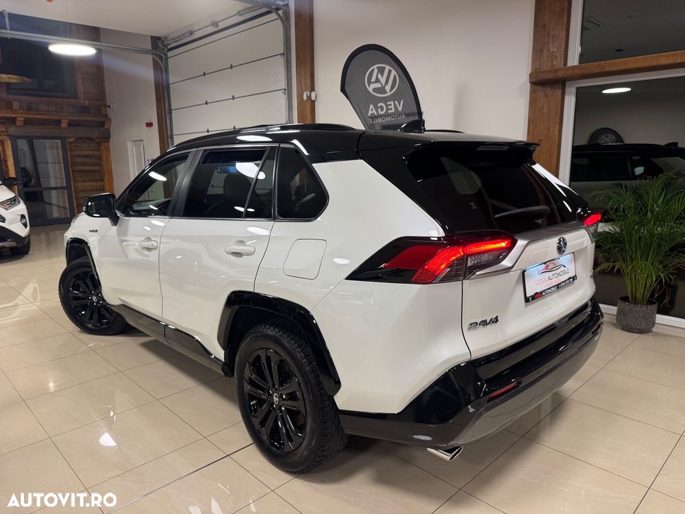 Toyota RAV4 - 5