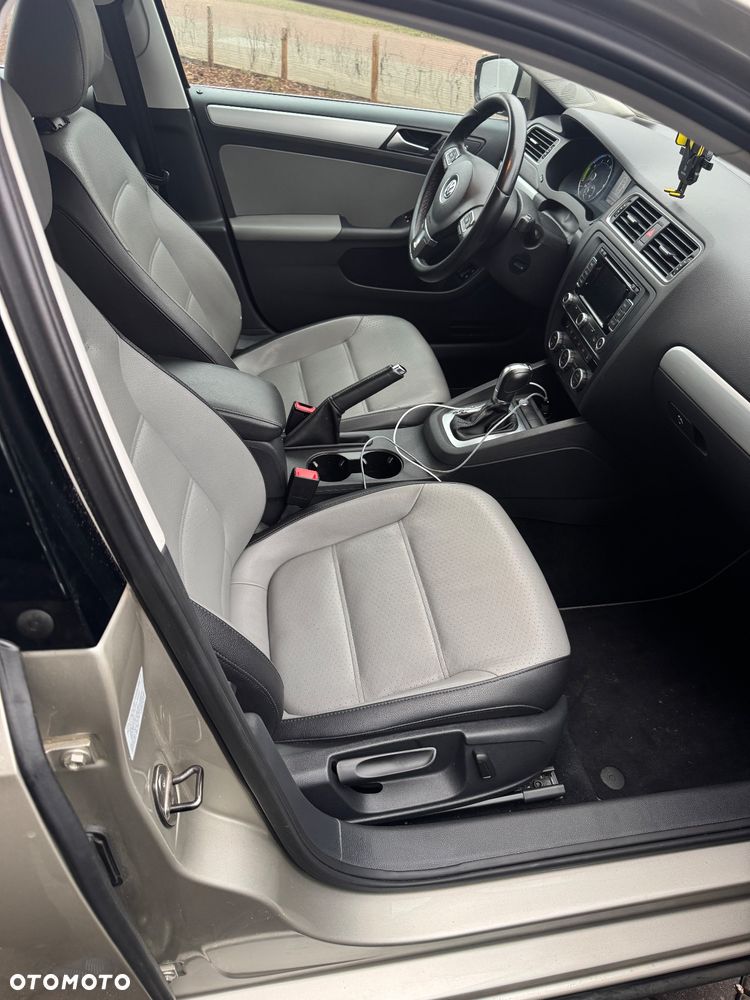 Volkswagen Jetta - 20