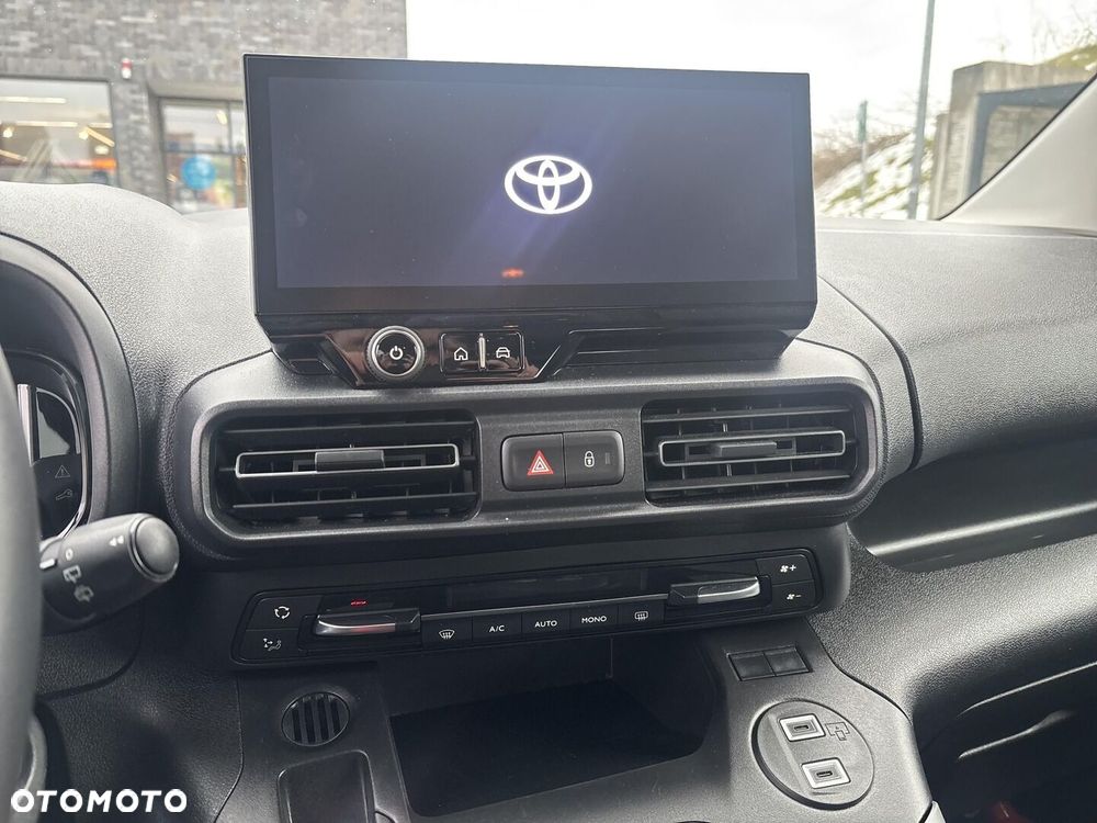 Toyota Proace City Verso 1.5 D-4D Family - 23