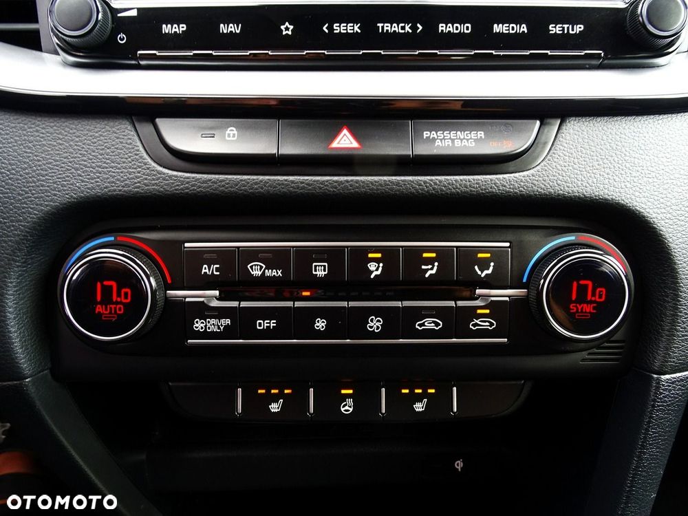 Kia Ceed 1.6 GDI PHEV L Business Line DCT - 34