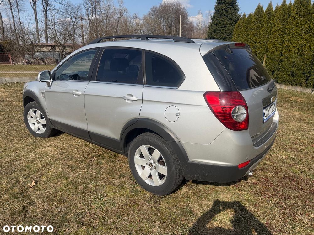 Chevrolet Captiva 2.0 4WD 7 Sitzer LT - 3