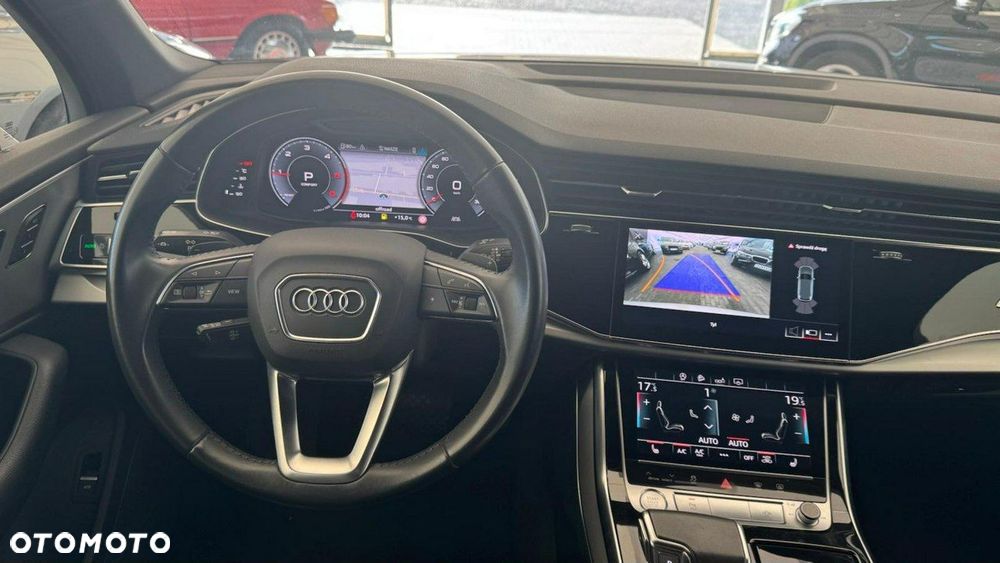 Audi Q7 - 36