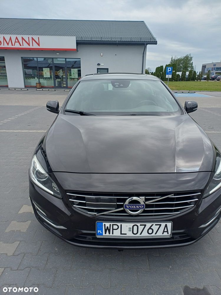 Volvo V60 D6 Plug-In-Hybrid AWD Geartronic Summum - 5