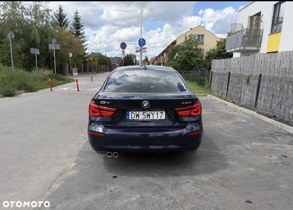 BMW Seria 3 330i GPF Luxury Line - 13