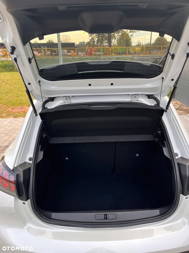 Peugeot 208 1.2 PureTech Active Pack S&S - 11
