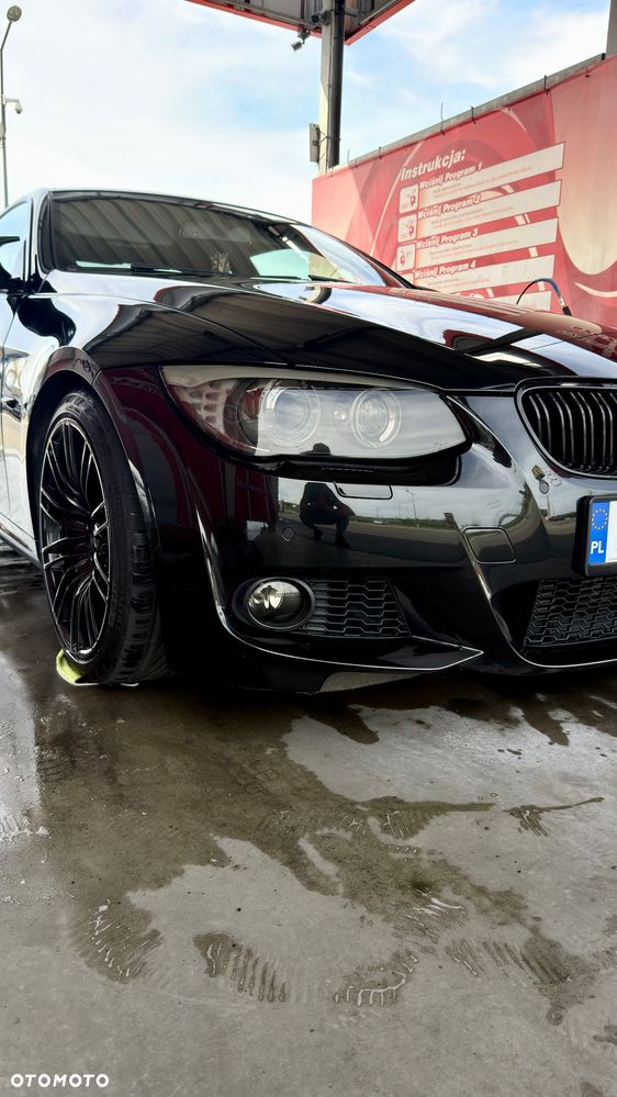 BMW Seria 3 335i - 25
