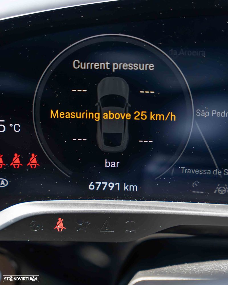 Porsche Taycan Turbo - 29
