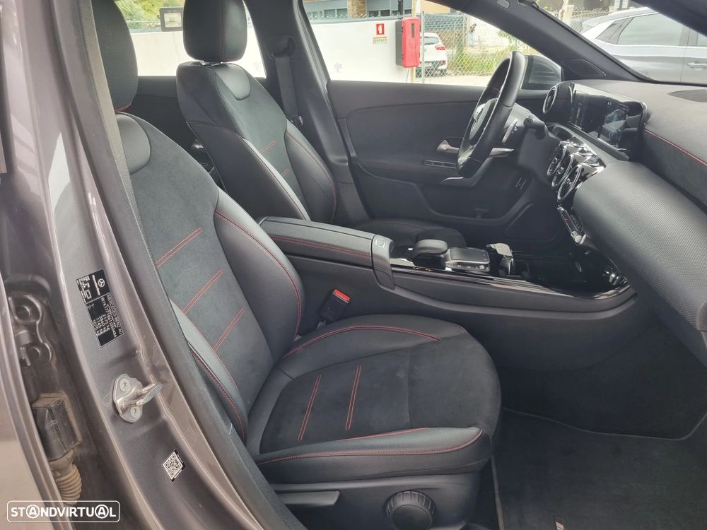 Mercedes-Benz A 250 Limousine e AMG Line - 10