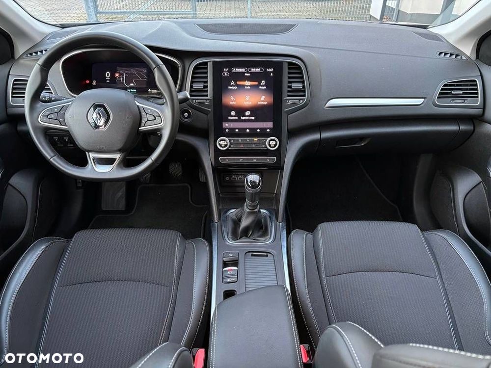 Renault Megane 1.3 TCe Techno - 9