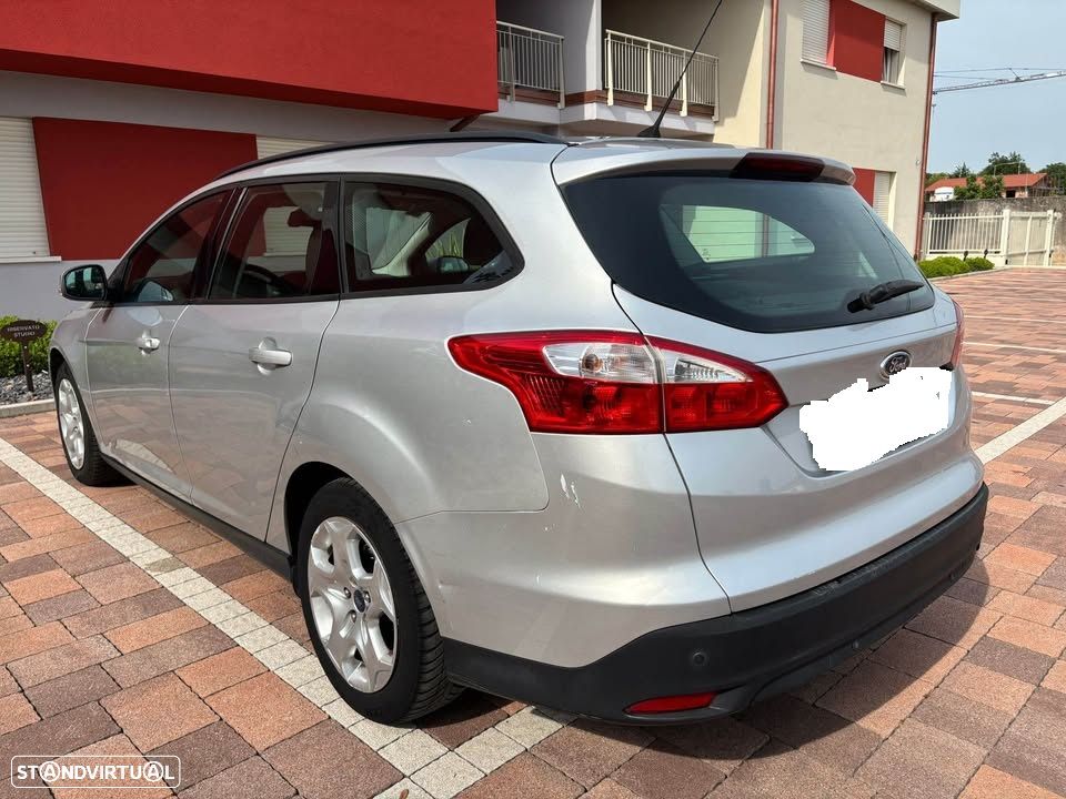 Ford Focus 1.0 SCTi Titanium - 4
