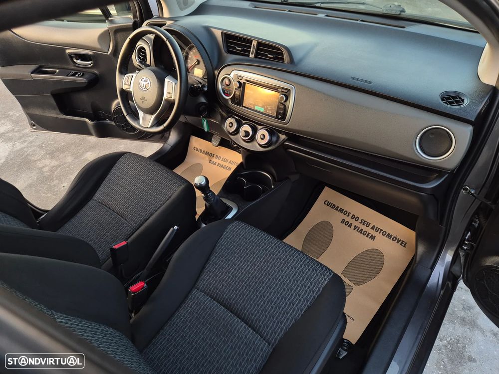 Toyota Yaris 1.4 D-4D Comfort+P.Style - 7