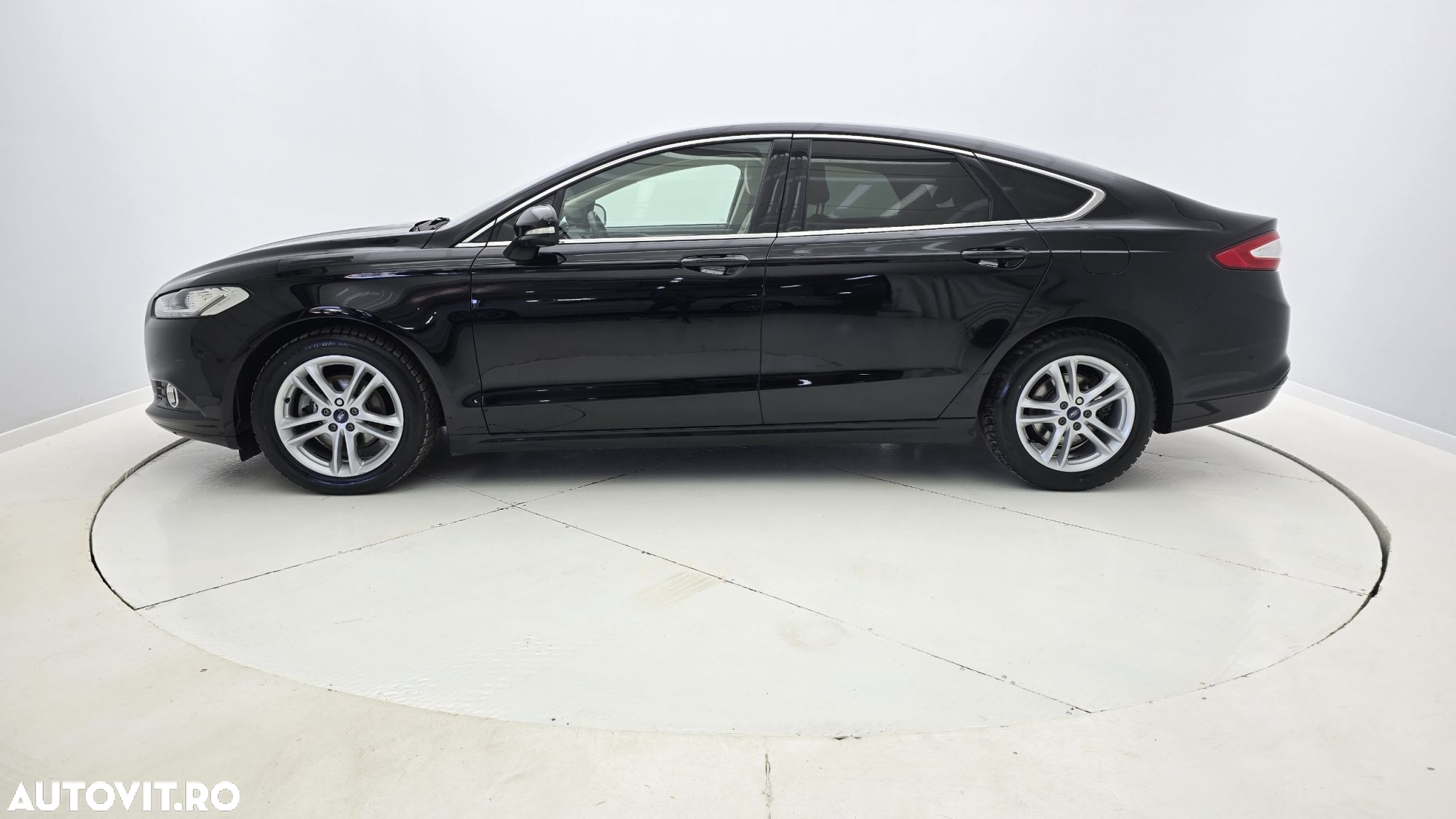 Ford Mondeo - 9