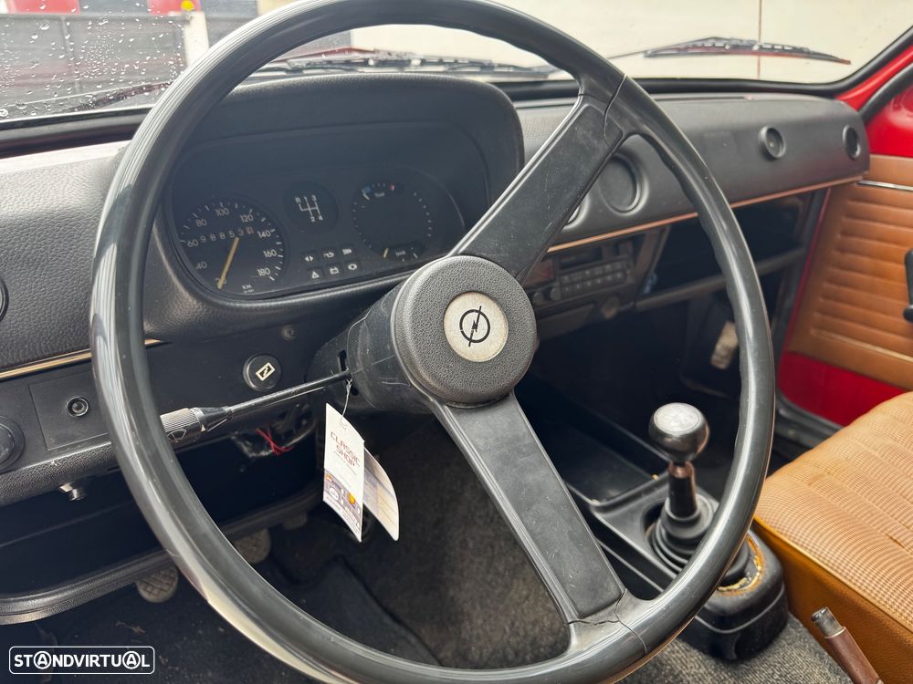 Opel Kadett Caravan - 8