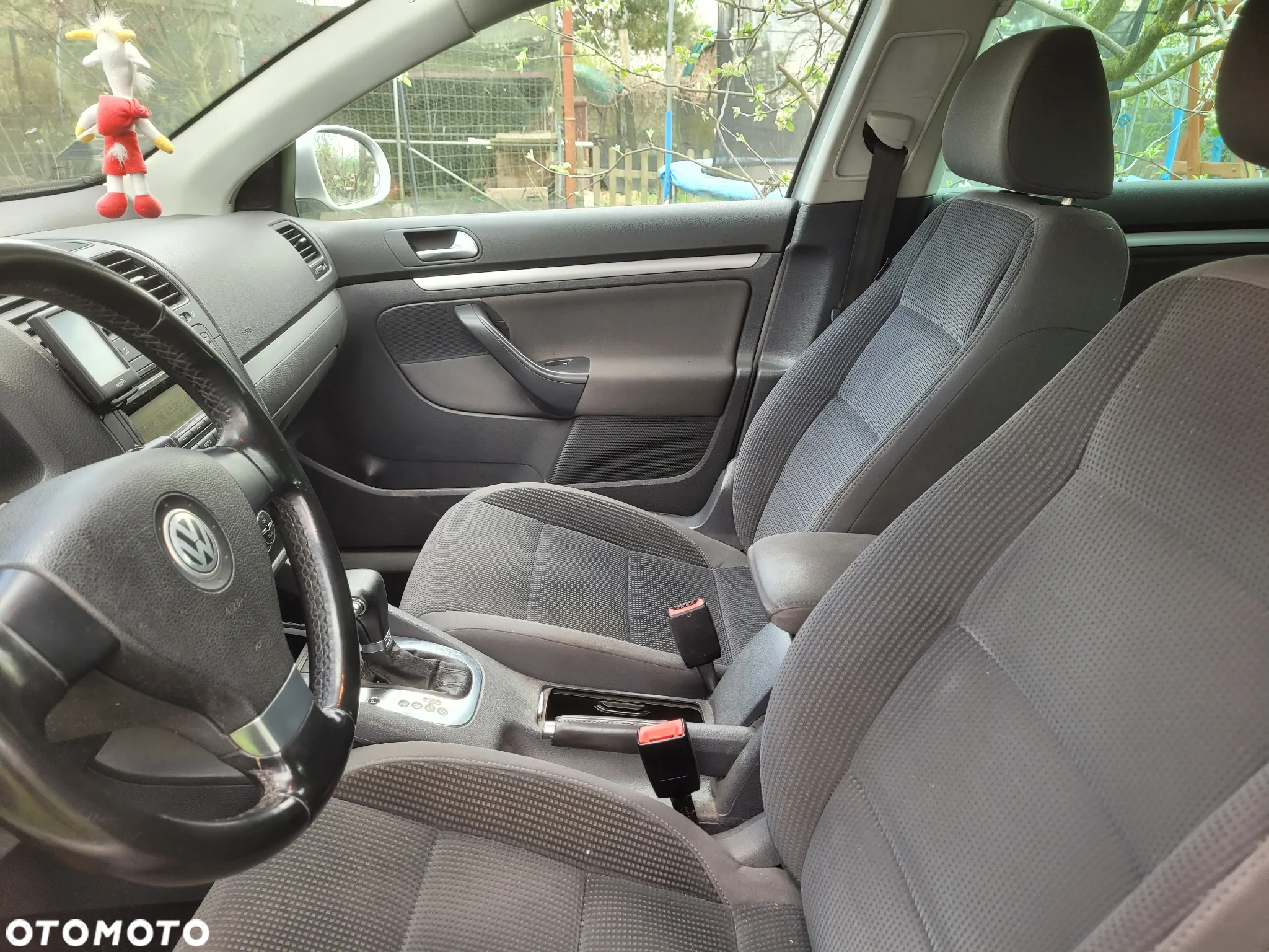 Volkswagen Golf 2.0 TDI DPF BlueMotion Technology DSG Comfortline - 9