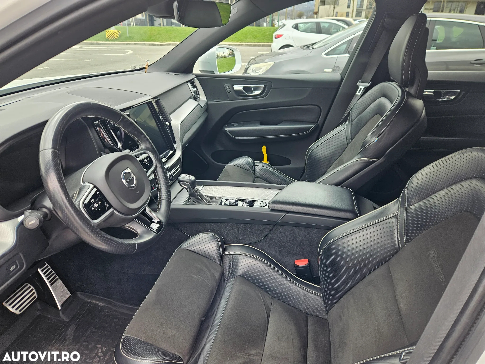 Volvo XC 60 D4 AWD Geartronic RDesign - 7