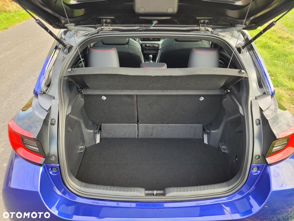 Toyota Yaris Hybrid 1.5 GR Sport - 15