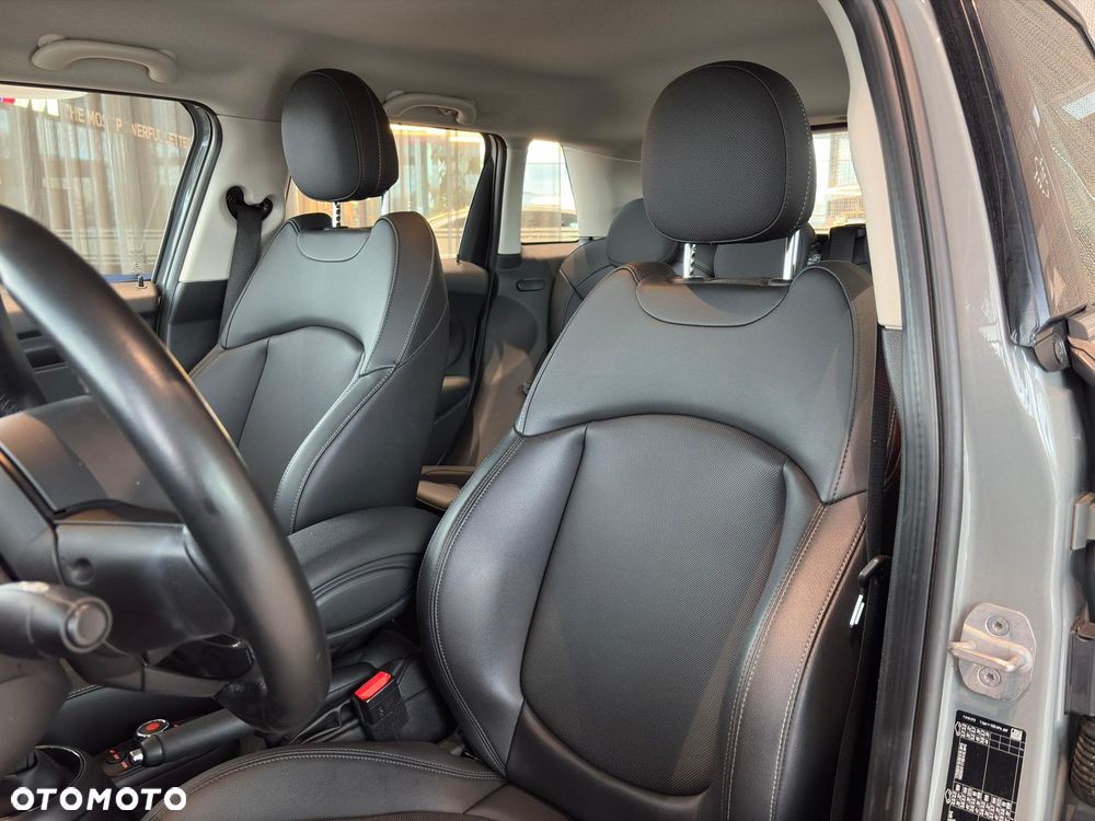 MINI Cooper Classic Trim - 15