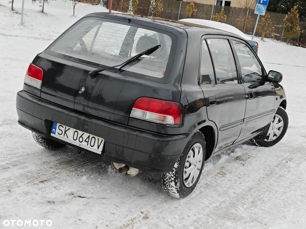 Daihatsu Charade - 1