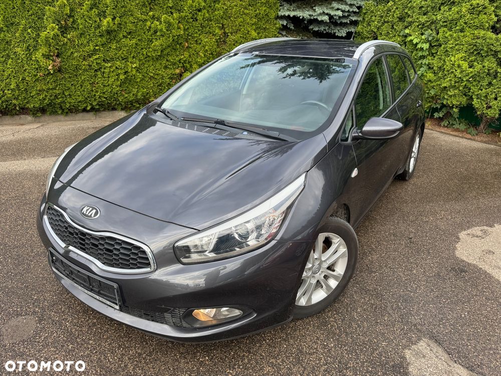 Kia Ceed 1.6 GDI ISG Dream Team Edition - 3