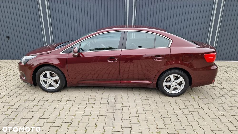 Toyota Avensis 2.0 D-4D Premium - 3