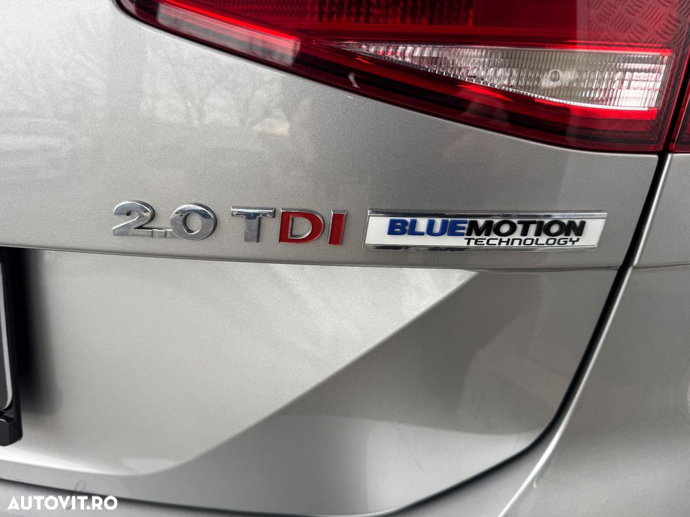 Volkswagen Passat 2.0 TDI SCR (BlueMotion Technology) DSG Highline - 25