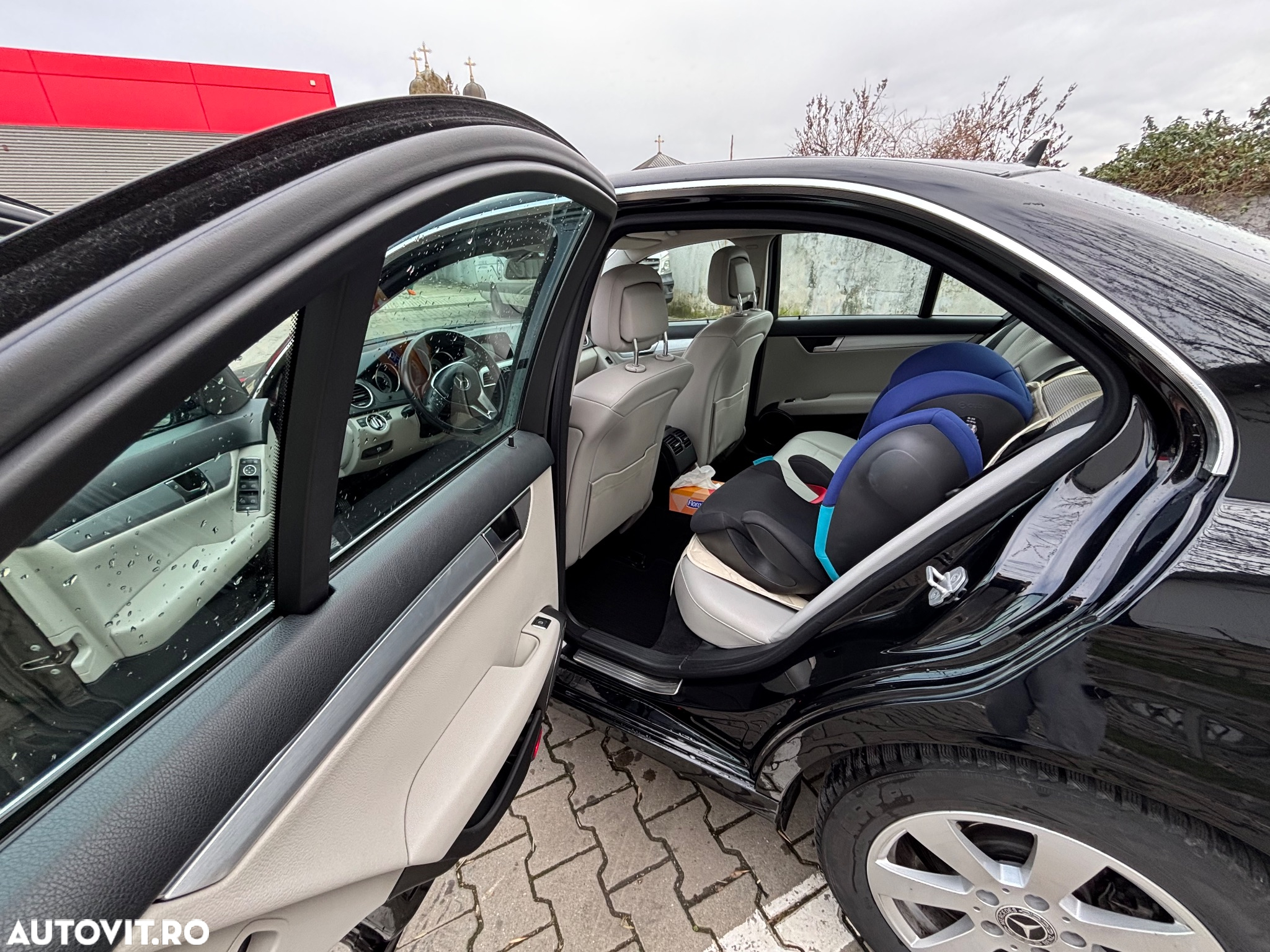 Mercedes-Benz C 200 CDI BlueEFFICIENCY - 14