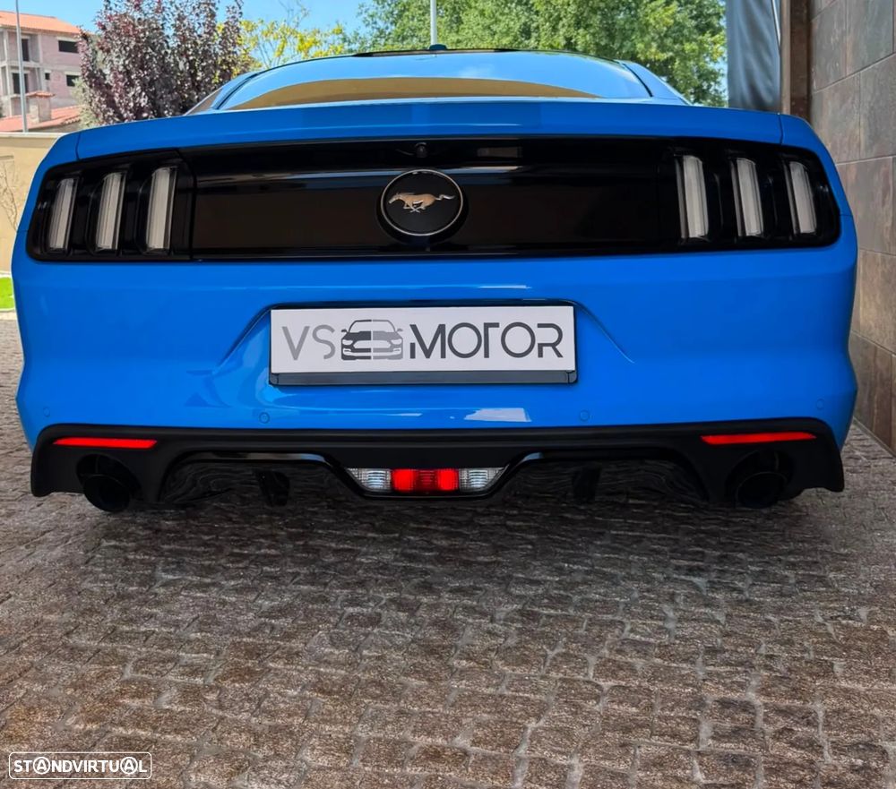 Ford Mustang 2.3i EcoBoost - 6