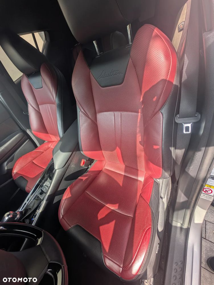 Toyota C-HR 1.8 Hybrid Selection - 8