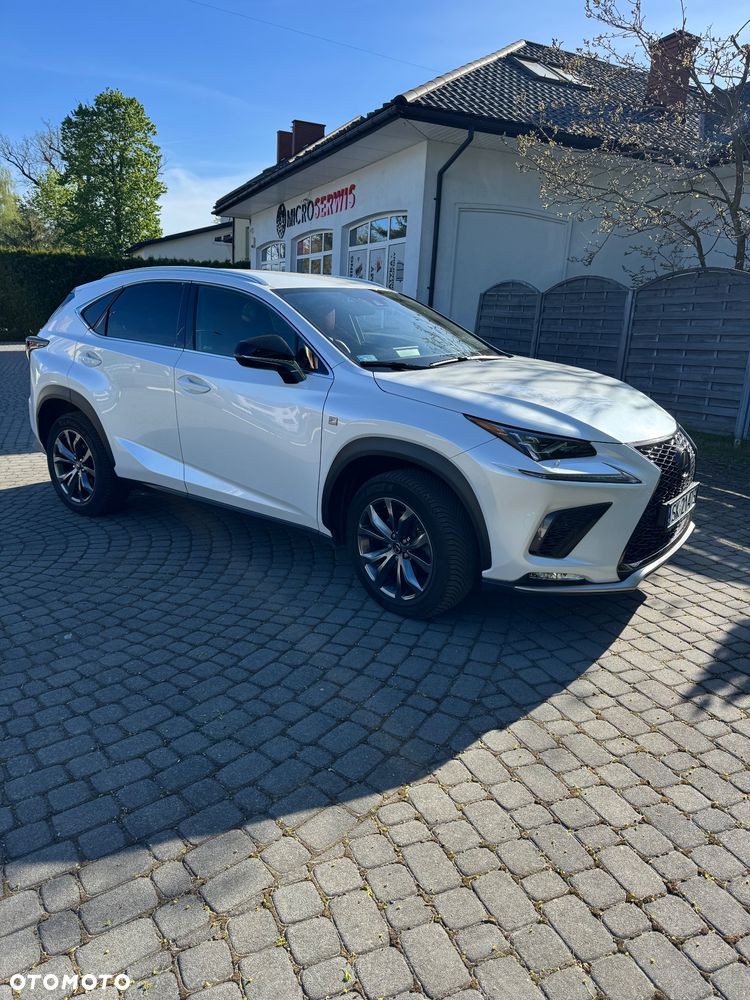 Lexus NX 300 GPF F Sport AWD - 1